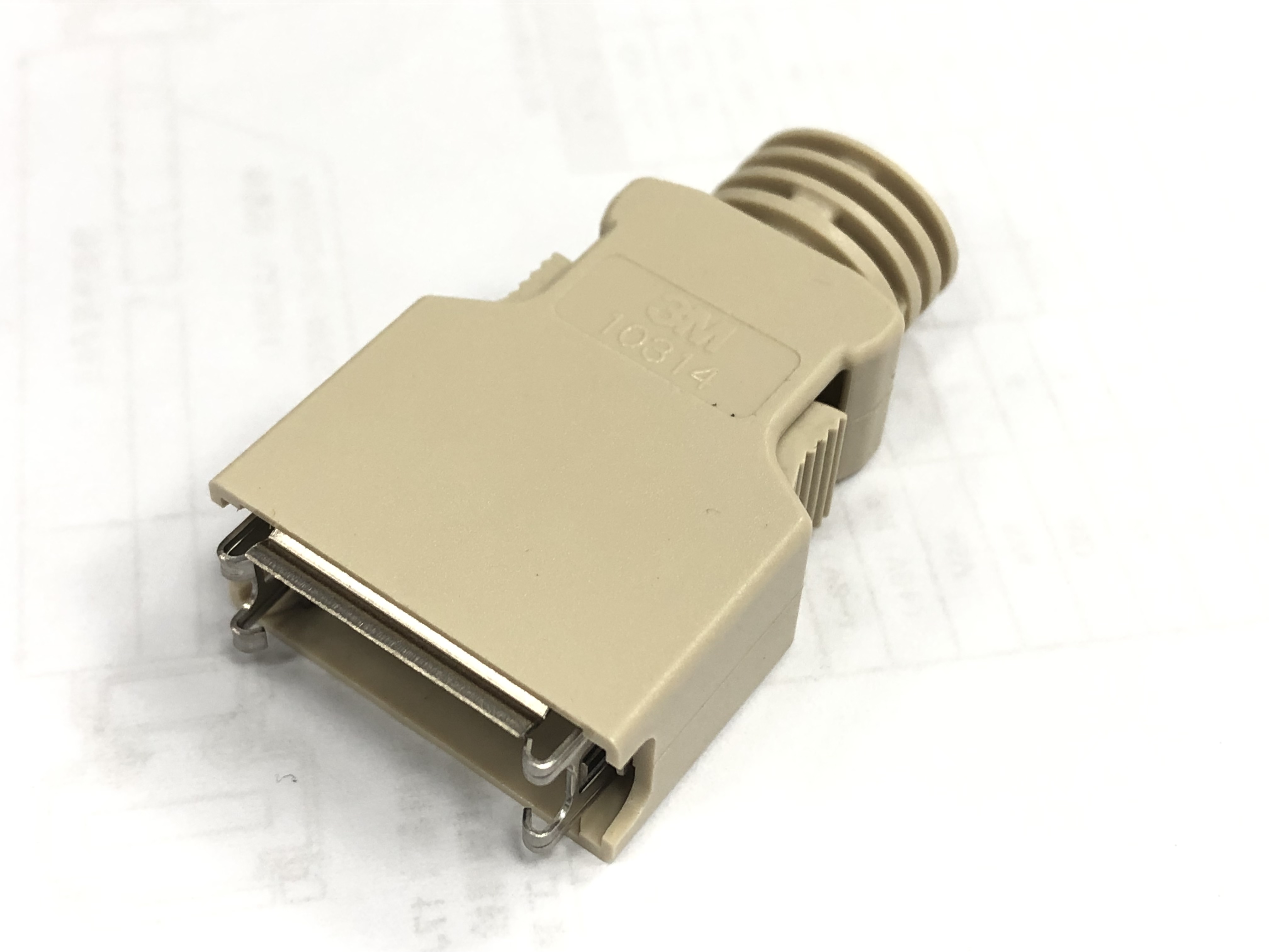 DB塑壳-MC021400IY