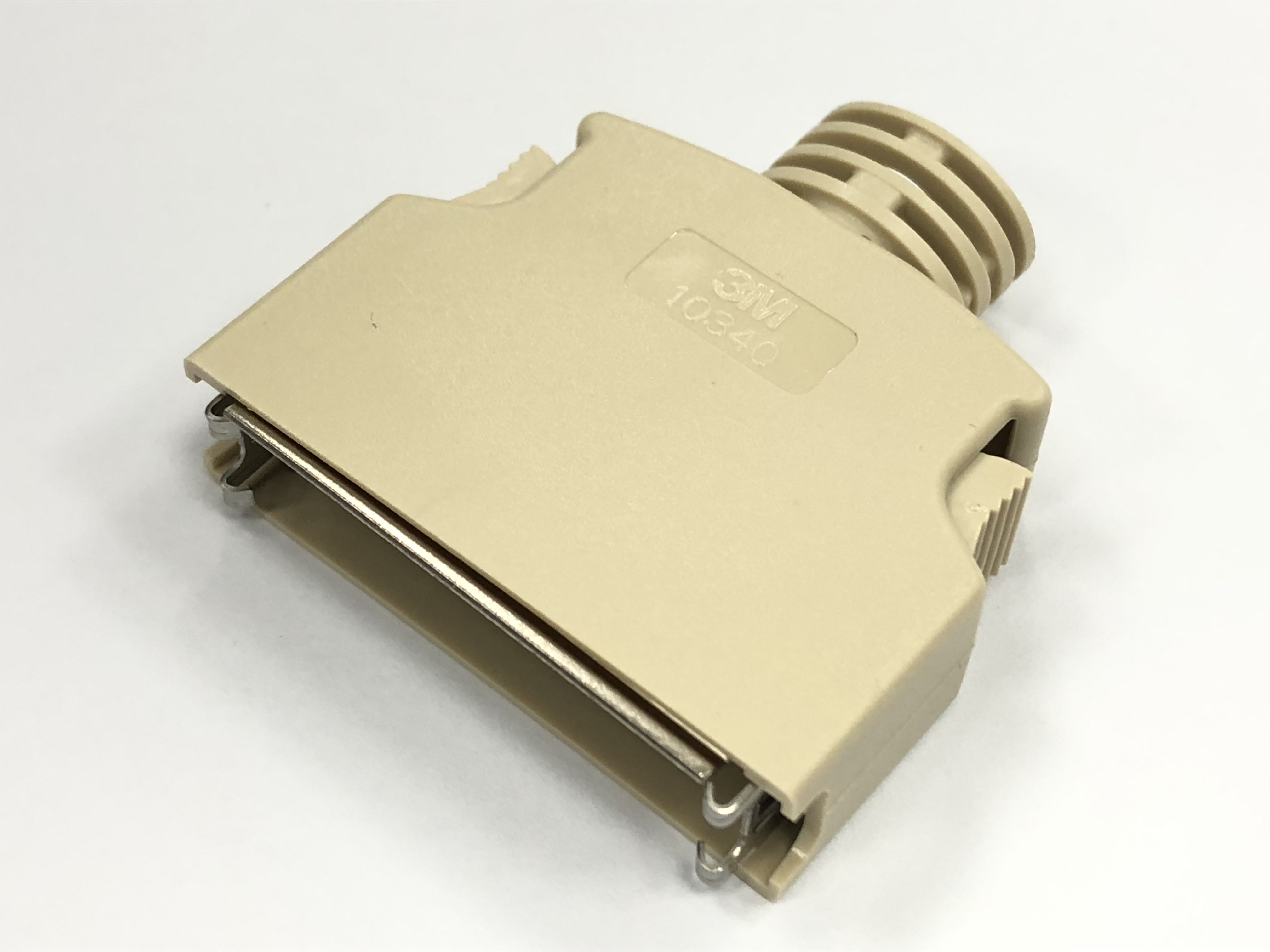 DB塑壳-MC024000GY