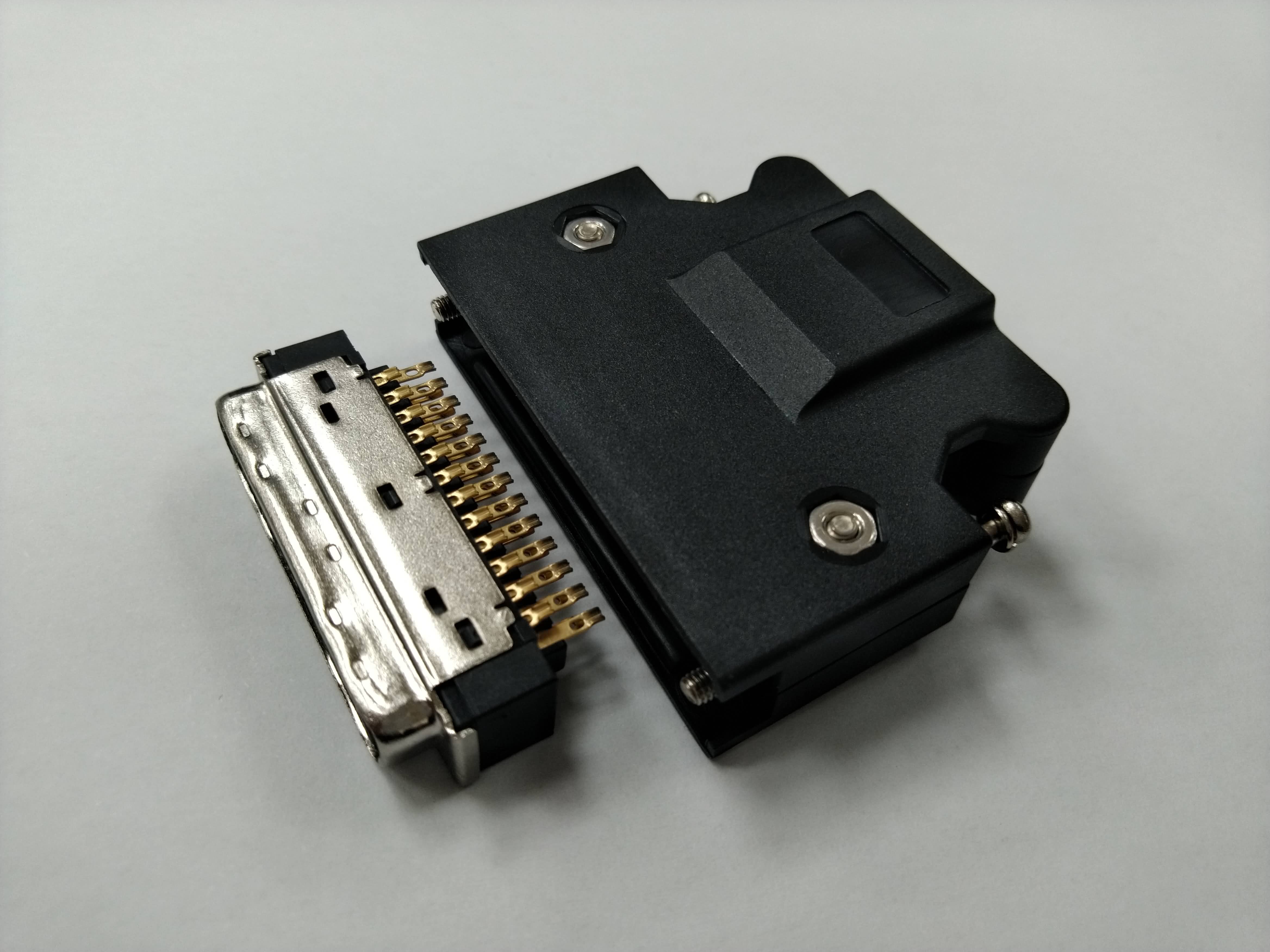 MDR-MA045041BK